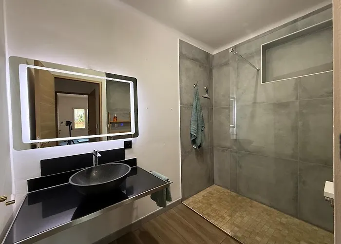 3bd Juan-les-pins Near And Centre Daire